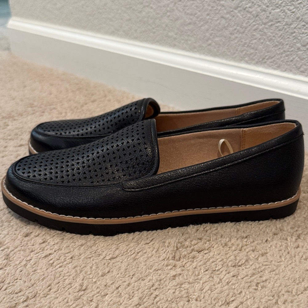 Life Stride Black and Brown Women's Loafers - Picture 2 of 7